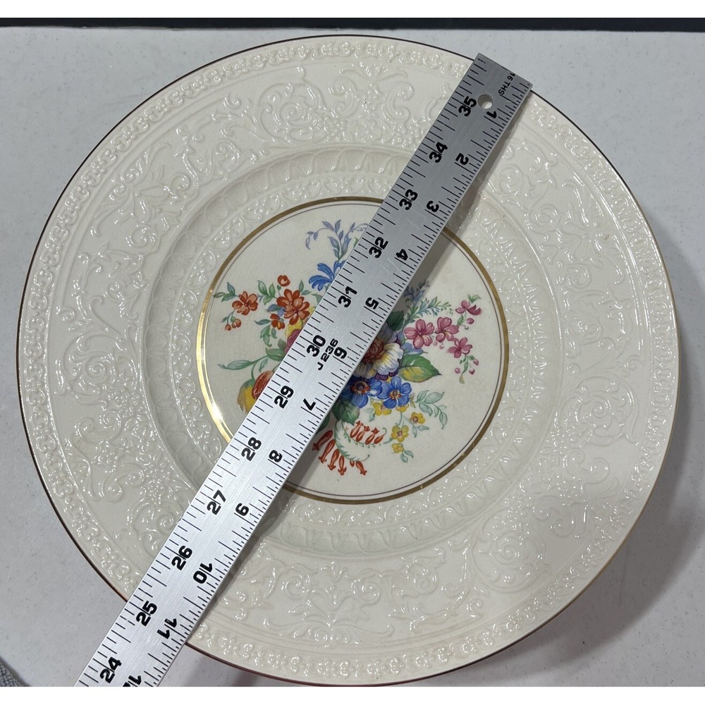 Wedgwood England Embossed Ivory Porcelain Floral Dinner Plate Gold Trim 11" - Picture 2 of 10